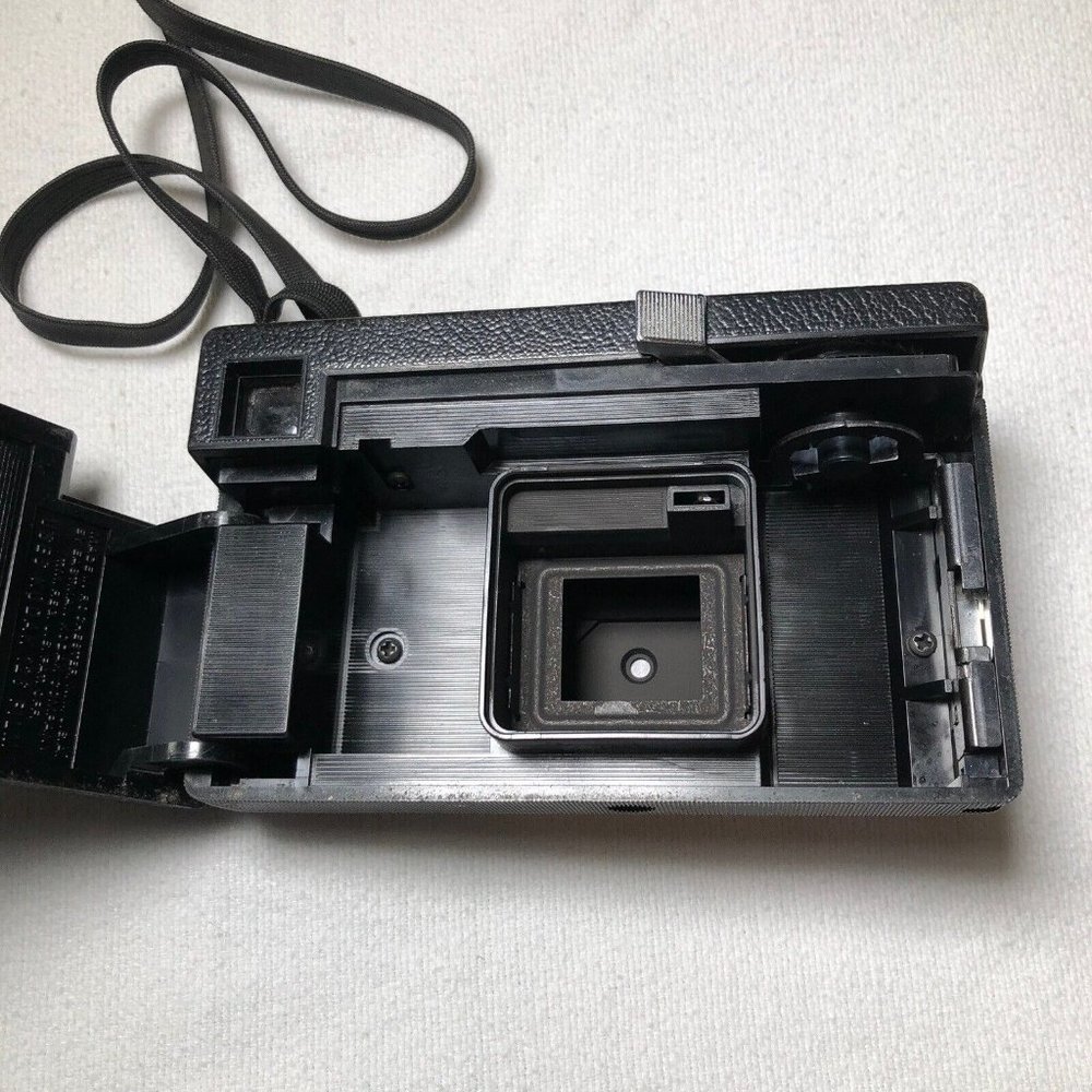 Vintage Kodak Instamatic X-15 Pocket Camera 1970-1976 - Picture 10 of 12
